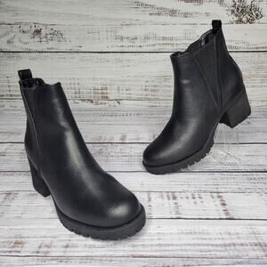 Mia Jody Black Chelsea Boots Stacked Chunky Heel Lug Sole
